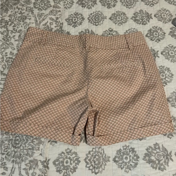 Pink lowrise shorts - Picture 3 of 4